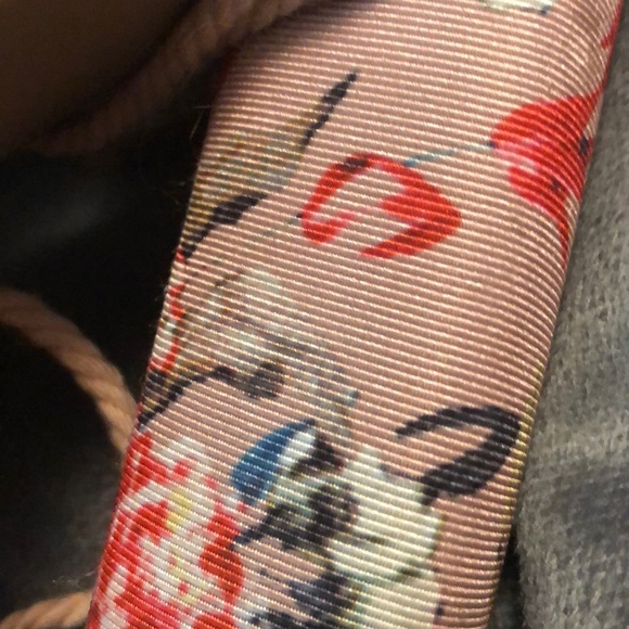 Charlotte Russe pink floral high heels - Picture 3 of 4